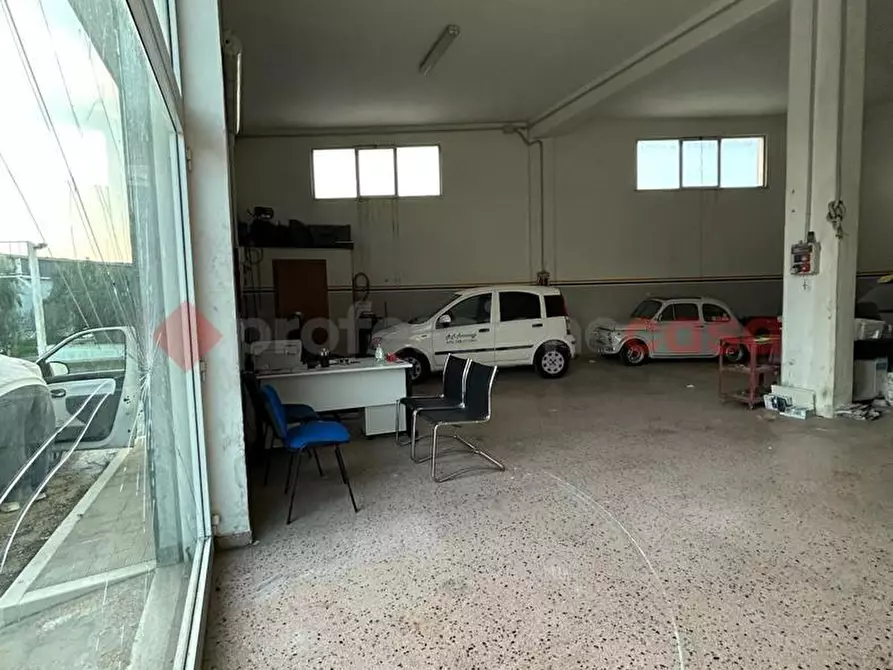 Immagine 4 di Ufficio in affitto  in Viale delle Comunicazioni, snc a Ostuni