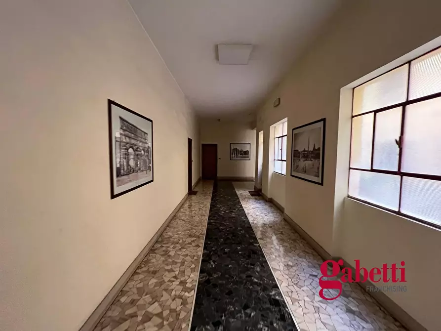 Immagine 9 di Appartamento in vendita  in Via Fabiola, 9 a Roma