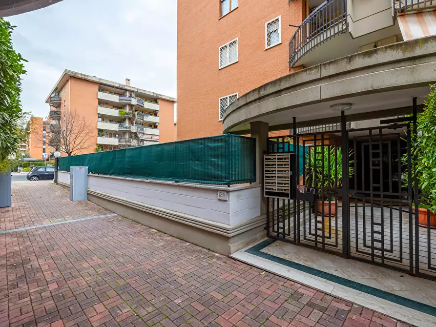 Immagine 27 di Appartamento in vendita  in Via Pia Nalli a Roma