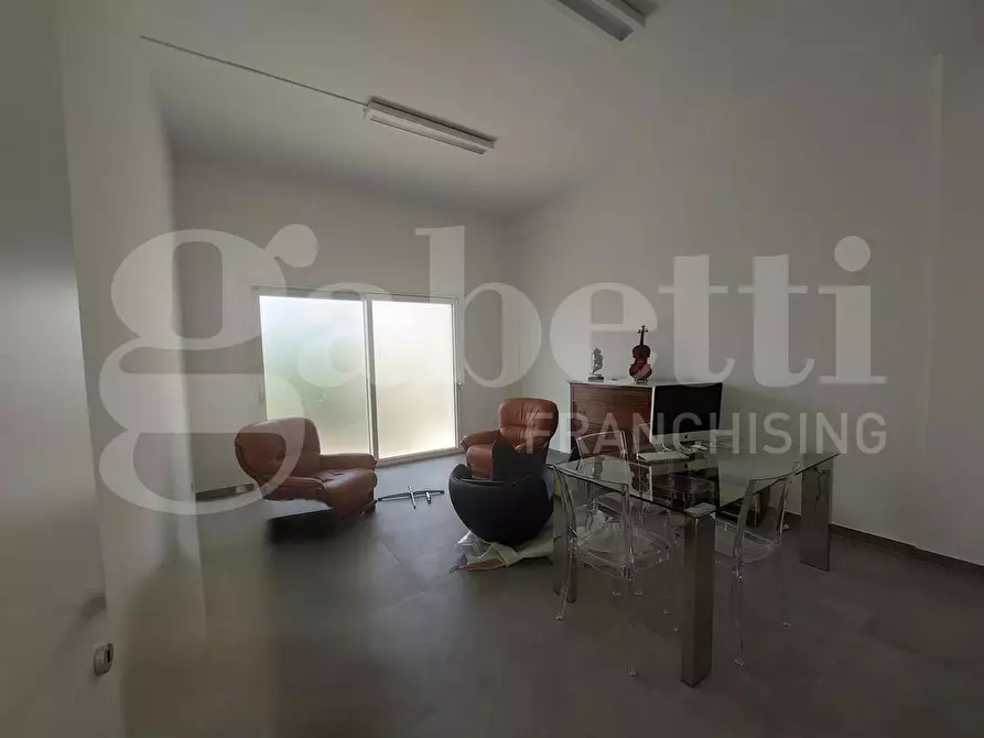 Immagine 8 di Appartamento in vendita  in Via Francesco Petrarca, 16 a Controguerra