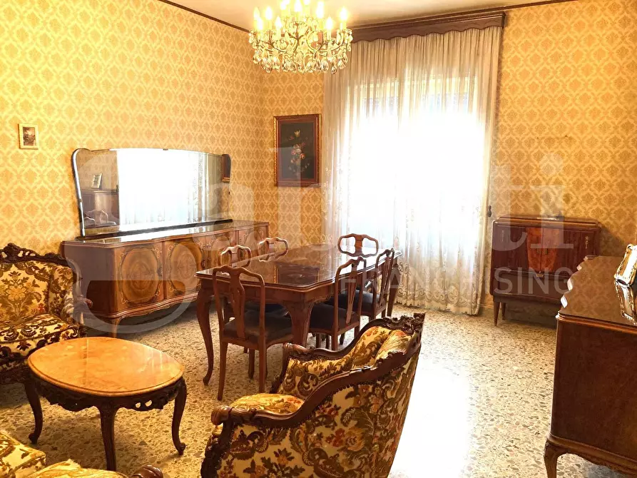 Immagine 5 di Appartamento in vendita  in Via Checchia Rispoli a San Severo