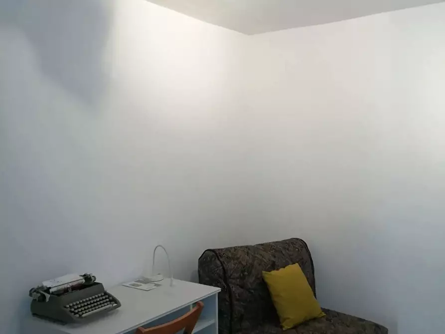 Immagine 8 di Palazzo in vendita  in Via Del Guglietto, 11-13 a Sezze