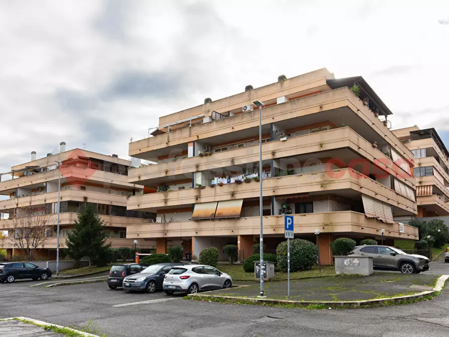 Immagine 30 di Appartamento in vendita  in Via Umberto Puppini a Roma