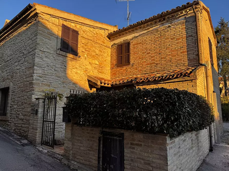 Immagine 9 di Rustico / casale in vendita  in Via del mattatoio, 0 a Camerano