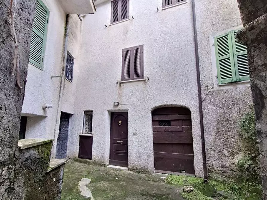 Immagine 2 di Appartamento in vendita  in Via Poggio, 4 a Campoli Appennino
