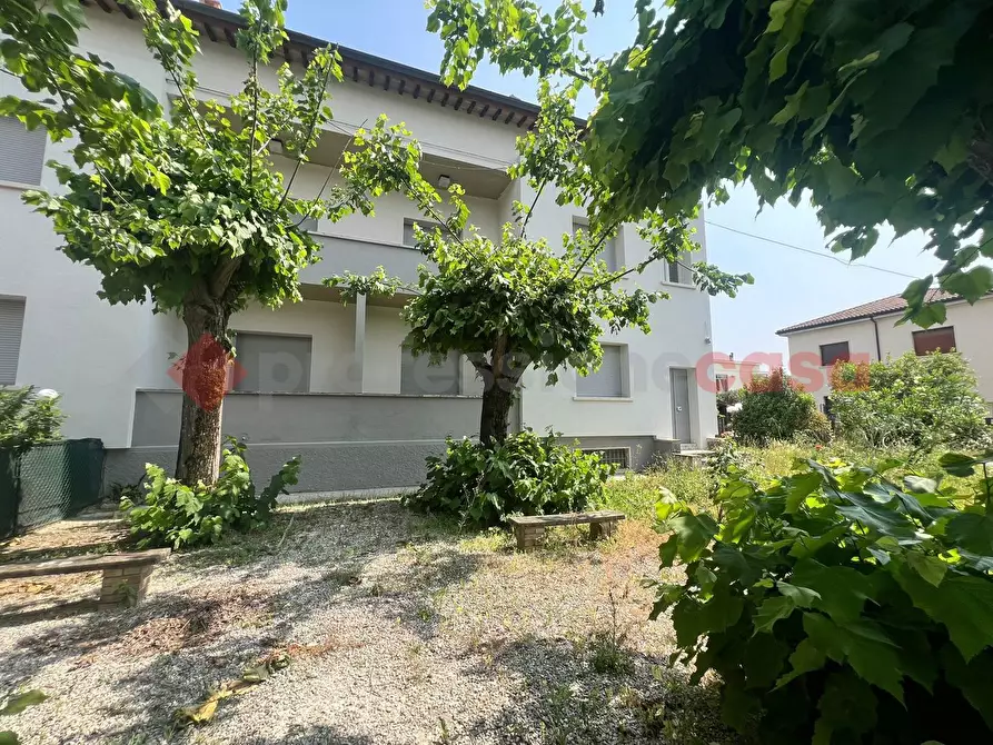 casa indipendente in vendita a Spoleto in zona Santa Croce