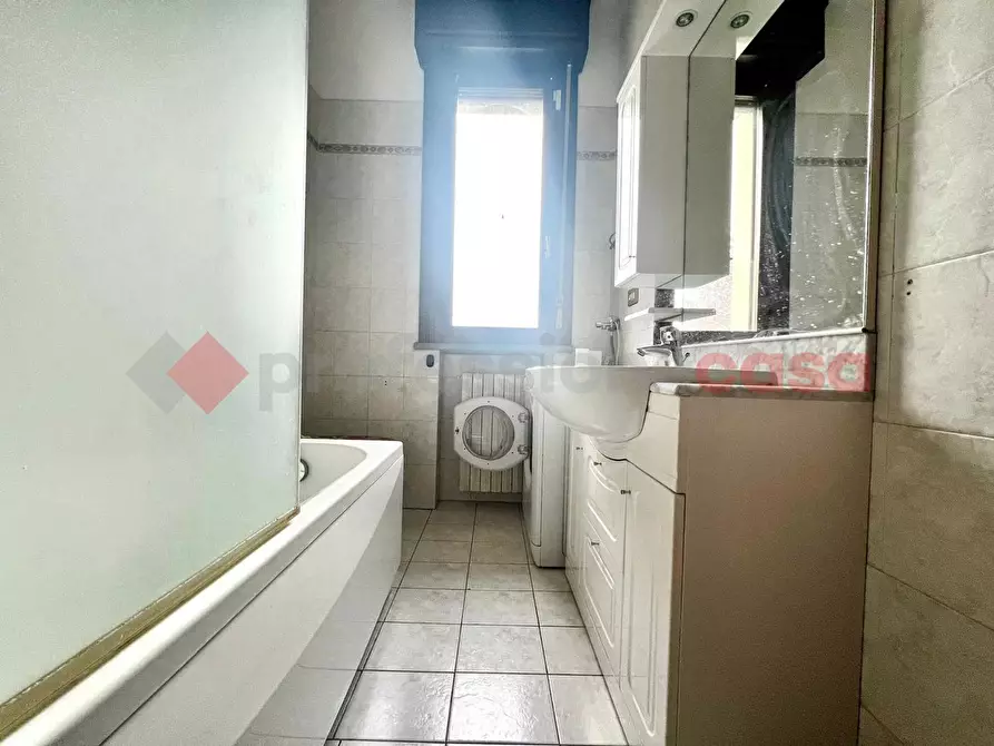 Immagine 8 di Appartamento in vendita  in Via CARTESIO a Reggio Nell'emilia