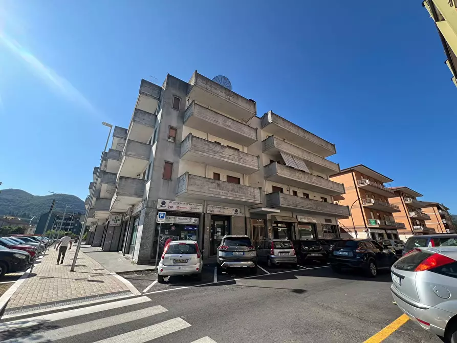 Immagine 1 di Ufficio in vendita  in Via DELLE ORCHIDEE, 2 a Rieti
