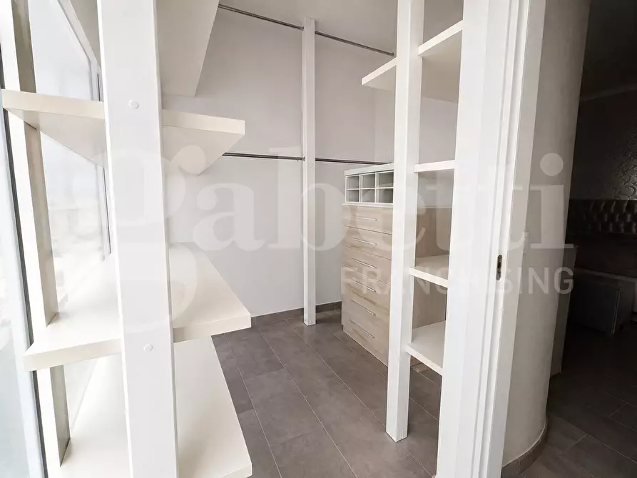 Immagine 9 di Appartamento in vendita  in Via terracini, 16 a Mosciano Sant'angelo