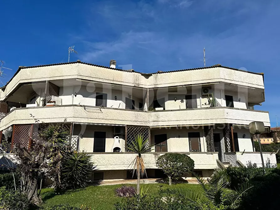 Immagine 3 di Appartamento in vendita  in Via ulisse, 2 a Ardea