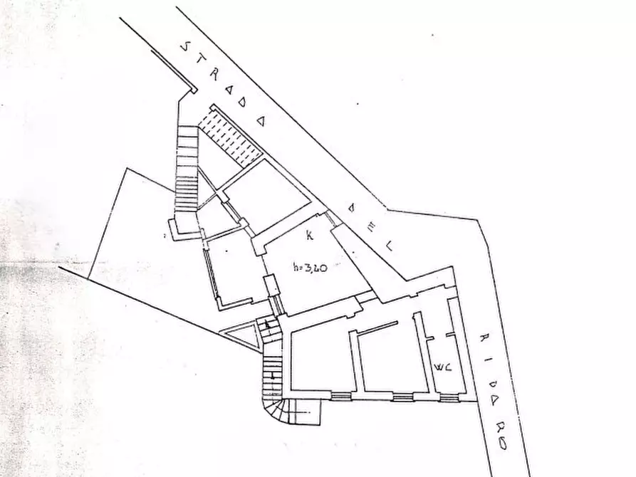 Immagine 37 di Appartamento in vendita  in Via Calvisio a Finale Ligure