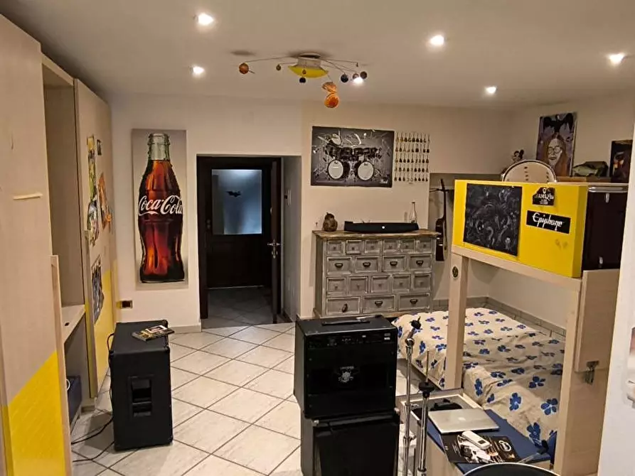 Immagine 27 di Appartamento in vendita  in Via Foria a Napoli