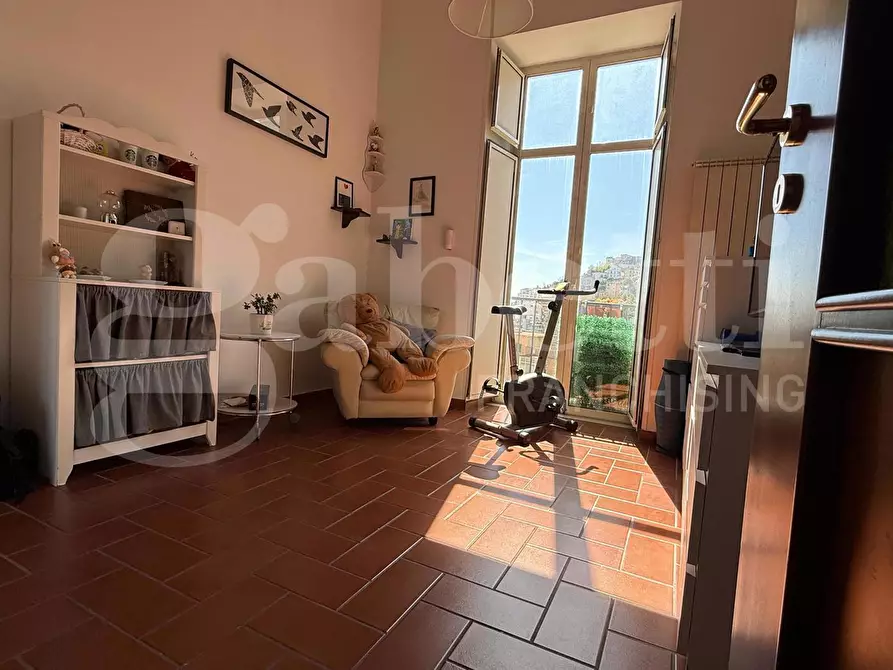 Immagine 17 di Appartamento in vendita  in Via Girolamo Santa Croce, 15 a Napoli