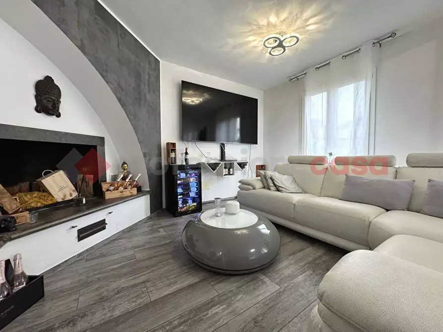 Immagine 10 di Villa in vendita  in Via BARTOLENA a Livorno