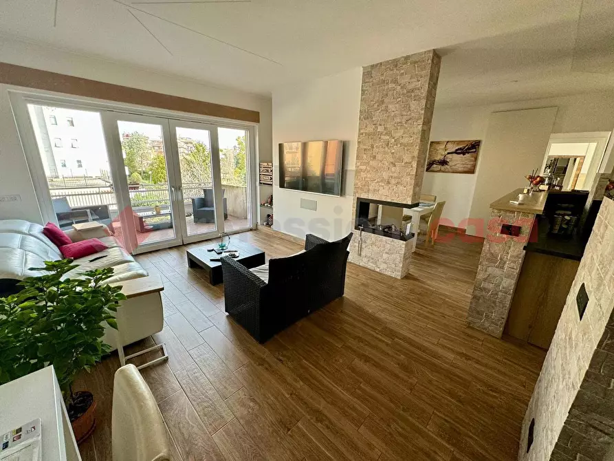 Immagine 4 di Appartamento in vendita  in Via Stefano Borgia, 156 a Roma