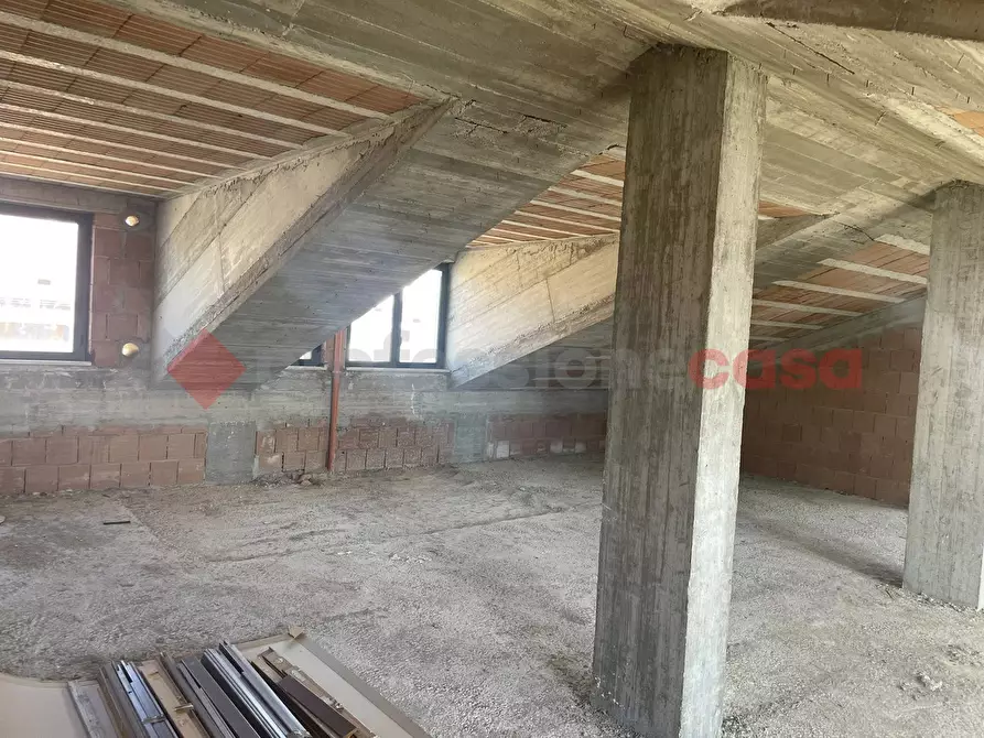 Immagine 29 di Attico in vendita  in Via Rimembranza, 0 a Vitulazio