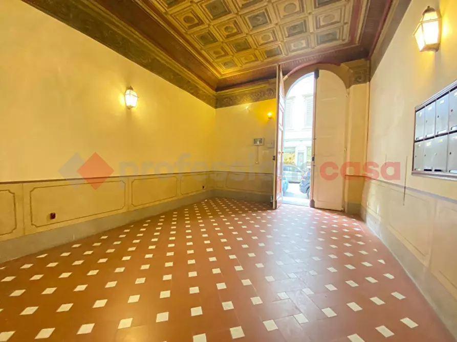 Immagine 9 di Attività commerciale in affitto  in Via BORGO OGNISSANTI a Firenze