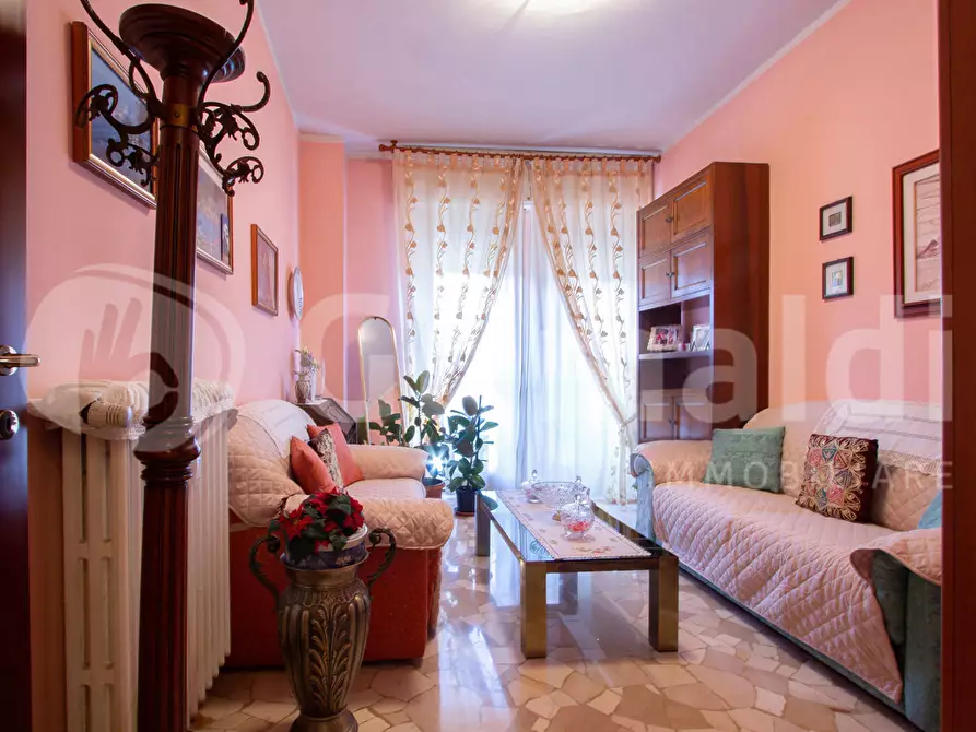 Immagine 9 di Appartamento in vendita  in Via Parini, 38 a Gorgonzola