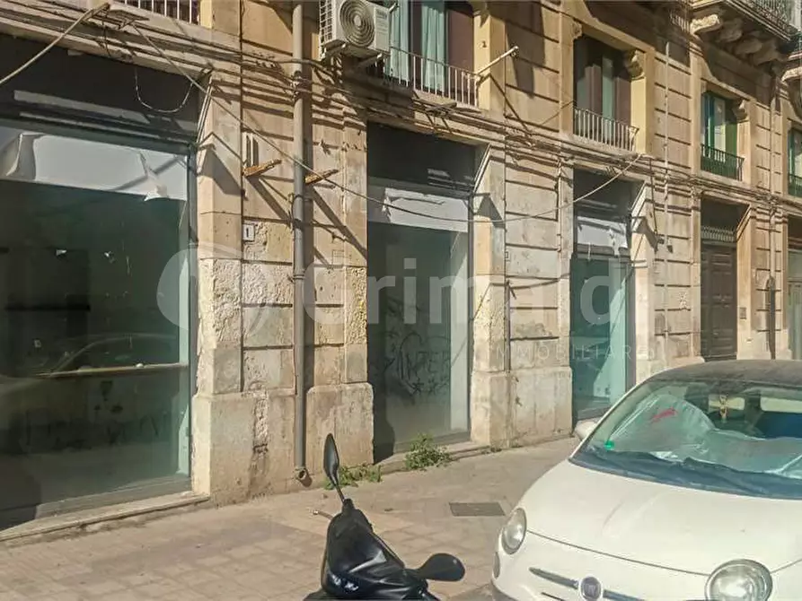 Immagine 2 di Negozio in vendita  in Via Gioberti a Siracusa