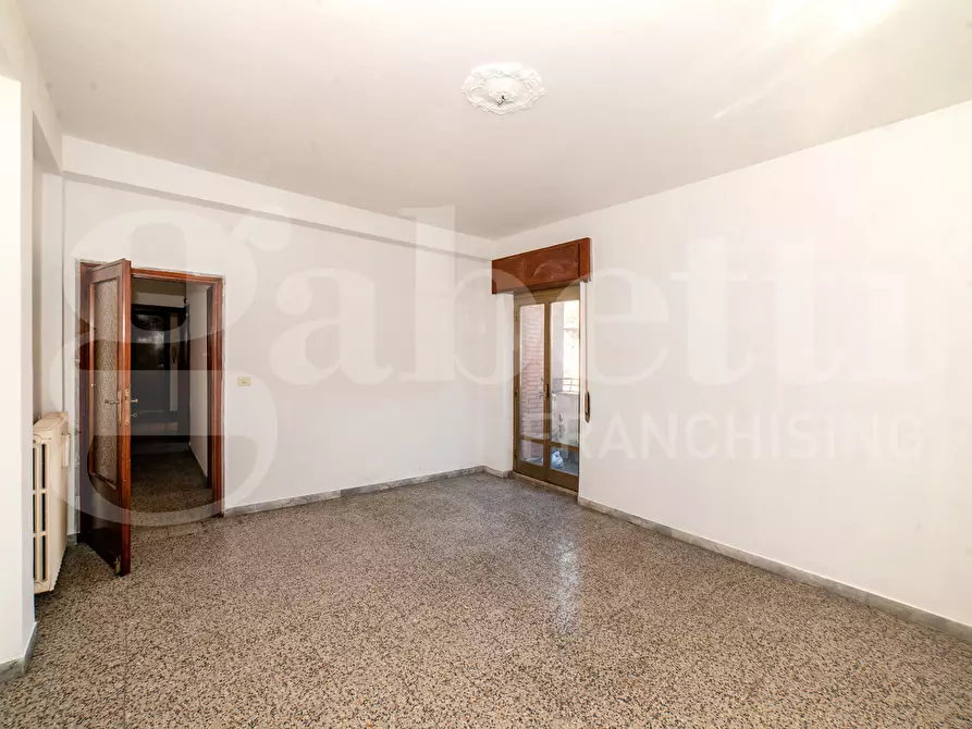 Immagine 3 di Appartamento in vendita  in Viale Oscar Sinigaglia, 11 a Roma
