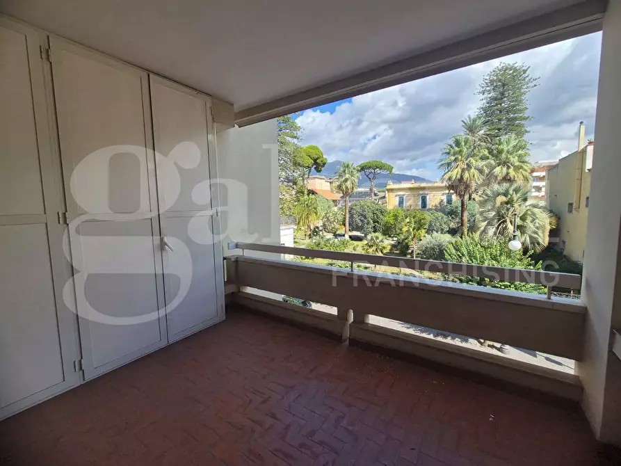 Immagine 29 di Appartamento in vendita  in Corso Umberto I, 221 a Torre Annunziata