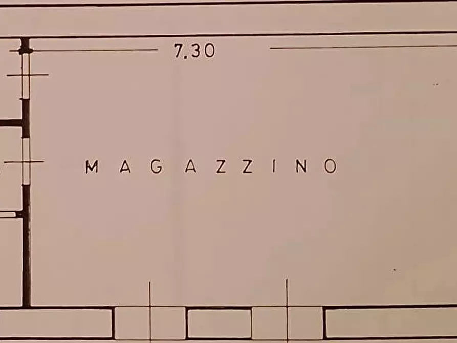 Immagine 13 di Negozio in vendita  in Via Spinola, 4 a Sassari