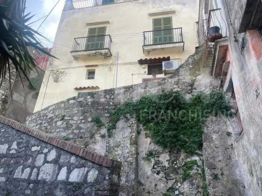 Immagine 37 di Appartamento in vendita  in Via Salita degli Albito, 36 a Gaeta