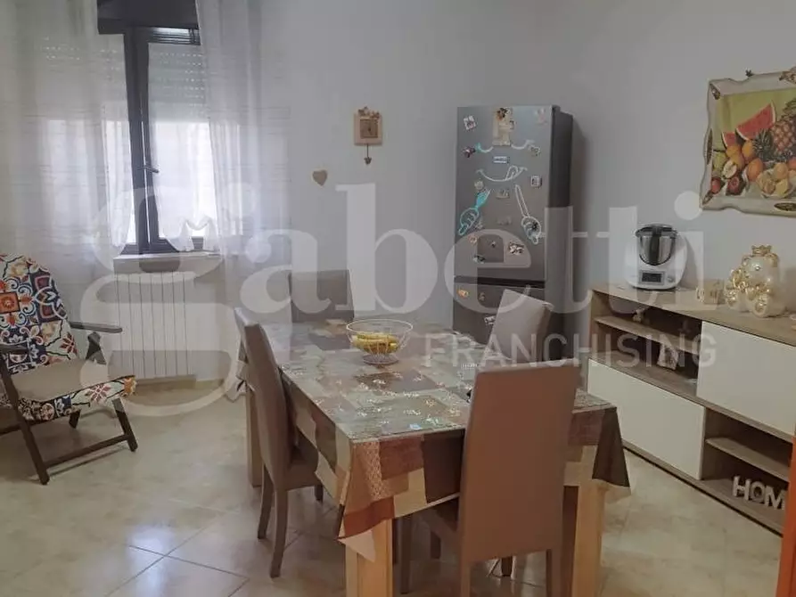 Immagine 5 di Appartamento in vendita  in Piazza SANDRO PERTINI, 5 a Taranto