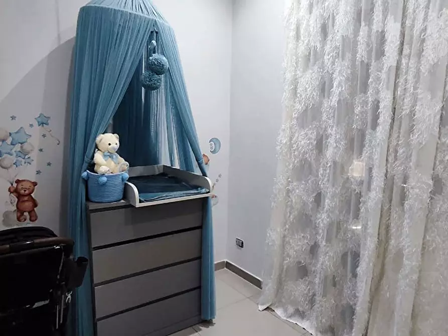 Immagine 12 di Appartamento in vendita  in Via torino a Napoli