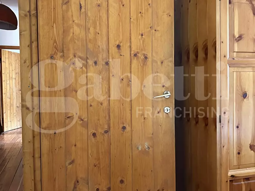 Immagine 26 di Appartamento in vendita  in Via Corno D'Aola, 5 a Ponte Di Legno