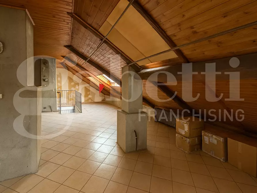 Immagine 23 di Appartamento in vendita  in Via Vittorio Emanuele II, 18 a Chieri