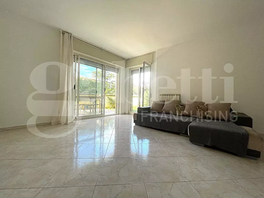 Immagine 5 di Appartamento in vendita  in Via Enrico Fermi, 15 a Gaeta