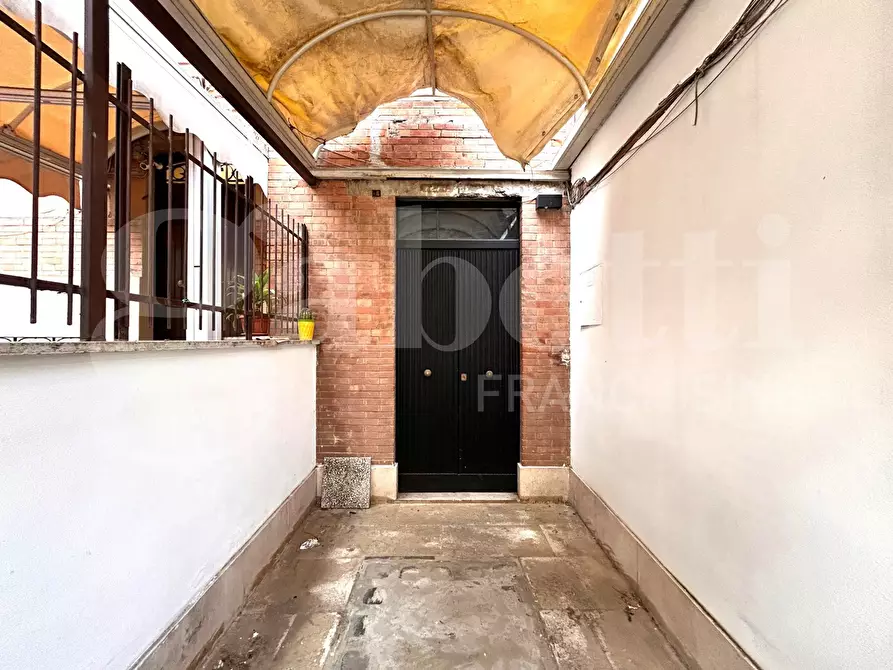 Immagine 3 di Ufficio in affitto  in Via Lusitania, 15 a Roma