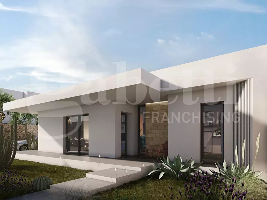 Immagine 10 di Villa in vendita  in Via Andrea Gusmai a Trani