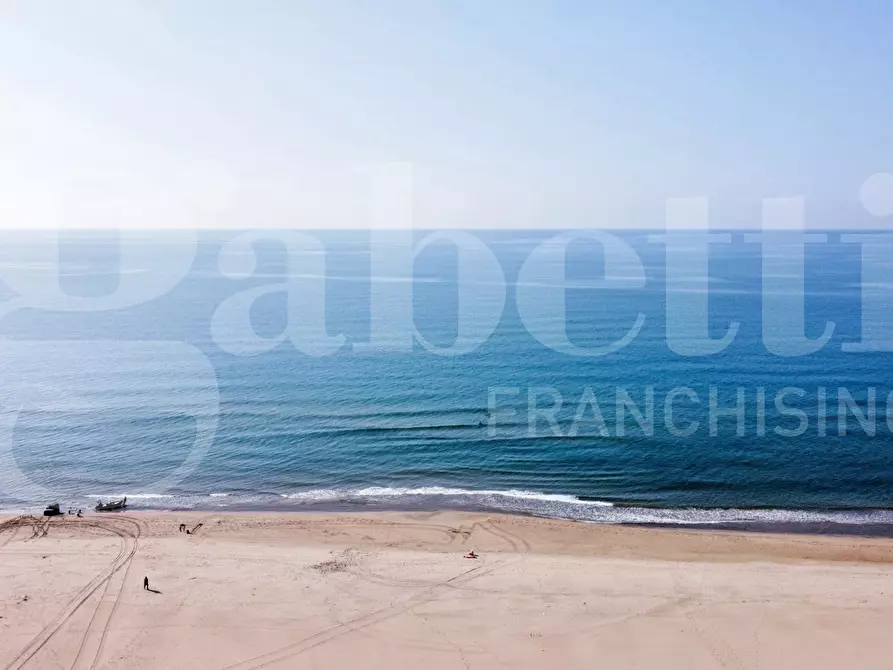 Immagine 16 di Villa in vendita  in Via dei cavalli marini VISTA MARE, 108 a Ardea