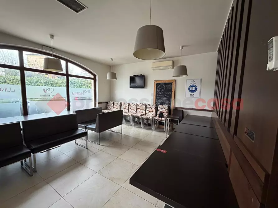 Immagine 14 di Negozio in affitto  in Via Casilina km 63.400, snc a Anagni