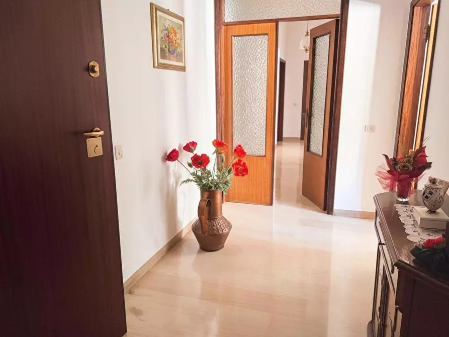 Immagine 4 di Appartamento in vendita  in Via cristoforo colombo, 167 a Osimo