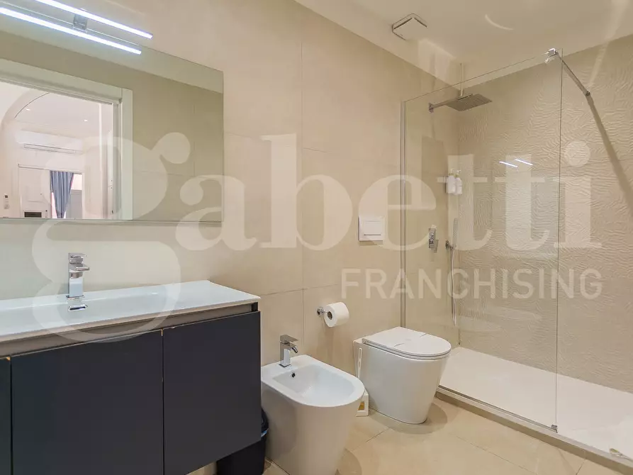 Immagine 19 di Appartamento in vendita  in Via NIZZA a Bari