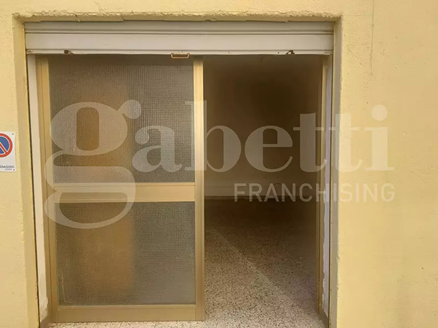 Immagine 7 di Laboratorio in vendita  in Via MOTTOLA D'AMATO, SNC a Catanzaro