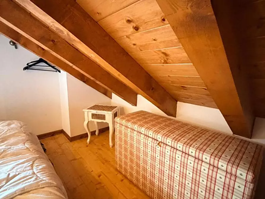 Immagine 26 di Appartamento in vendita  in Via ROMA, 42 B a Ponte Di Legno