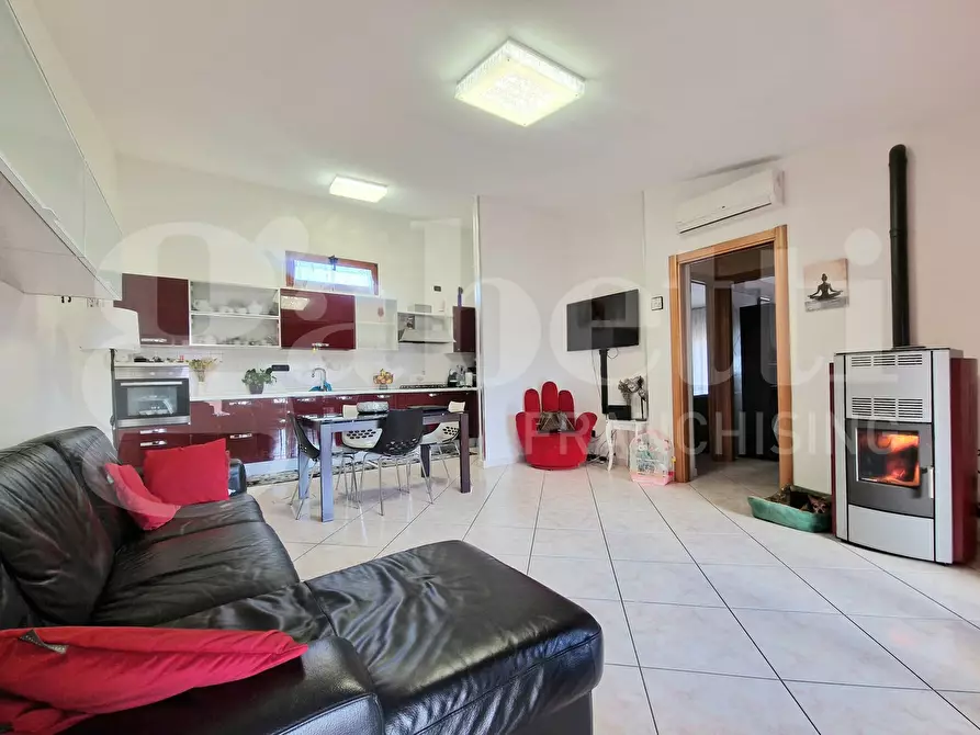 Immagine 1 di Appartamento in vendita  in Via newton, 15 a Sestu