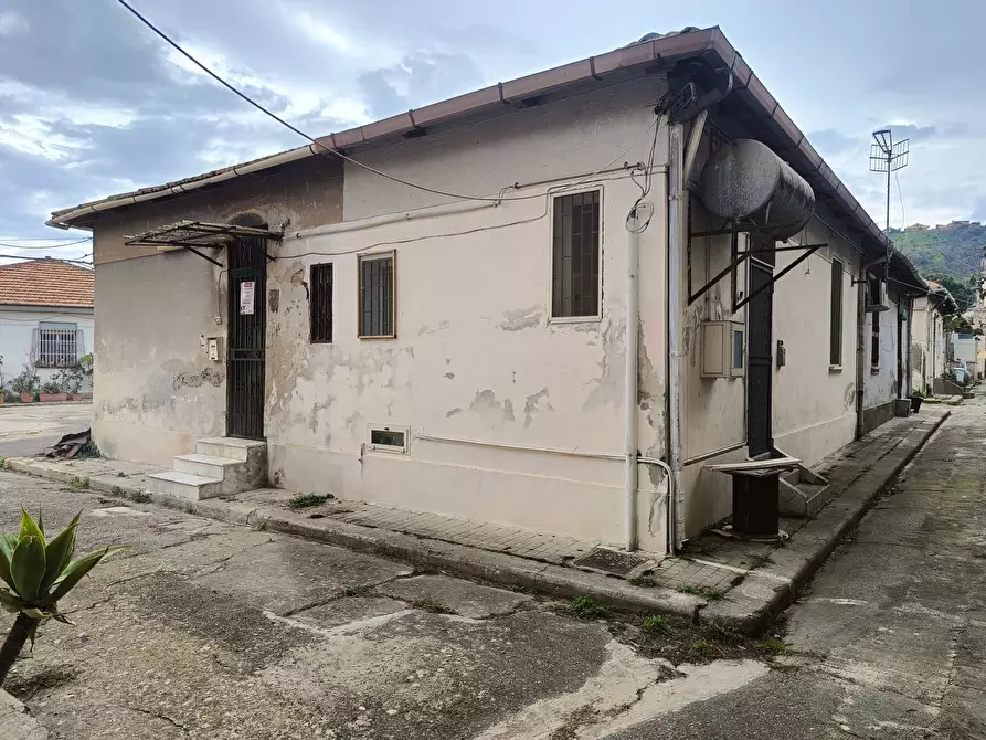 Immagine 26 di Casa indipendente in vendita  in Viale Italia, 45 a Messina