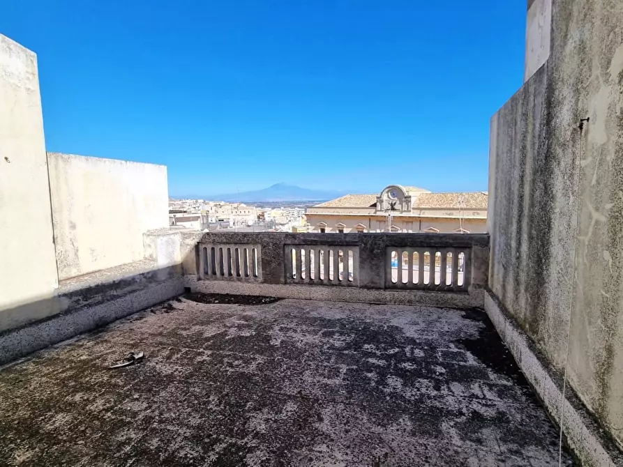 Immagine 2 di Appartamento in vendita  in Via Montebello, 6 a Melilli