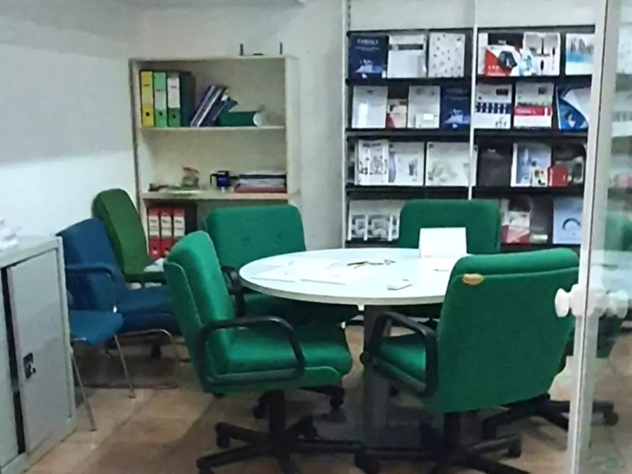 Immagine 3 di Ufficio in vendita  in Via dei Quartieri, 23/A a Palermo