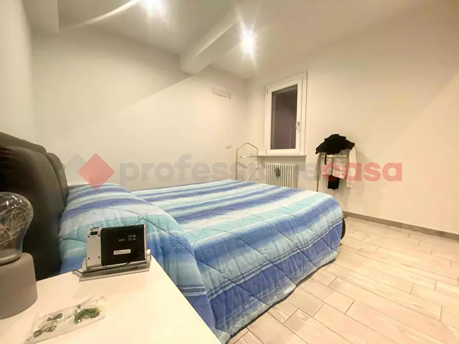 Immagine 25 di Villa in vendita  in Via martiri a Scandiano