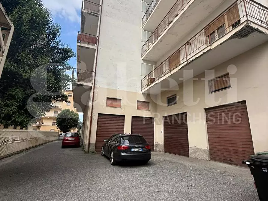 Immagine 1 di Ufficio in affitto  in Via dei Mille, 133 a Lamezia Terme