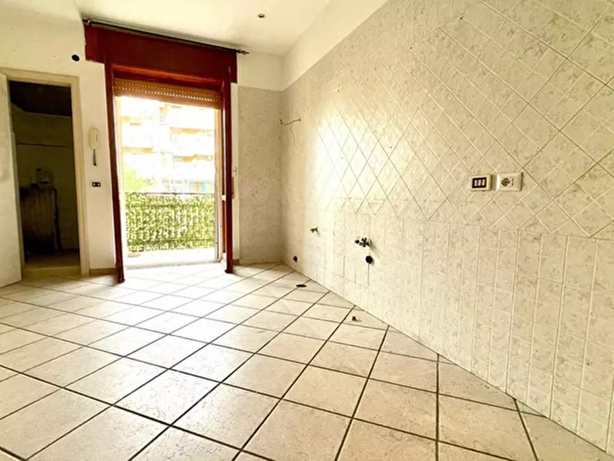 Immagine 9 di Appartamento in affitto  in Via Sandro Botticelli a Napoli