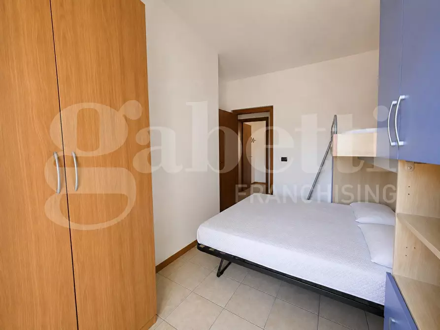 Immagine 16 di Appartamento in vendita  in Via Edmondo de Amicis, 14-16 a Tortoreto