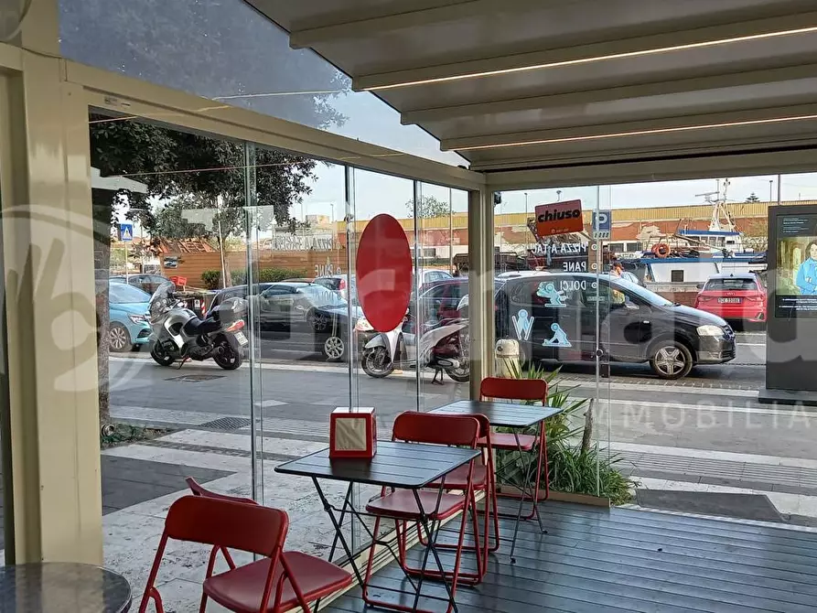 Immagine 3 di Attività commerciale in vendita  in Via della Torre Clementina, 52 a Fiumicino