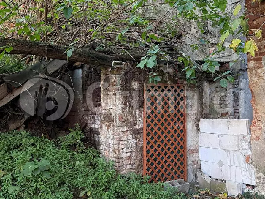 Immagine 34 di Appartamento in vendita  in Via SAN GIUSEPPE, 5 a Inverno E Monteleone